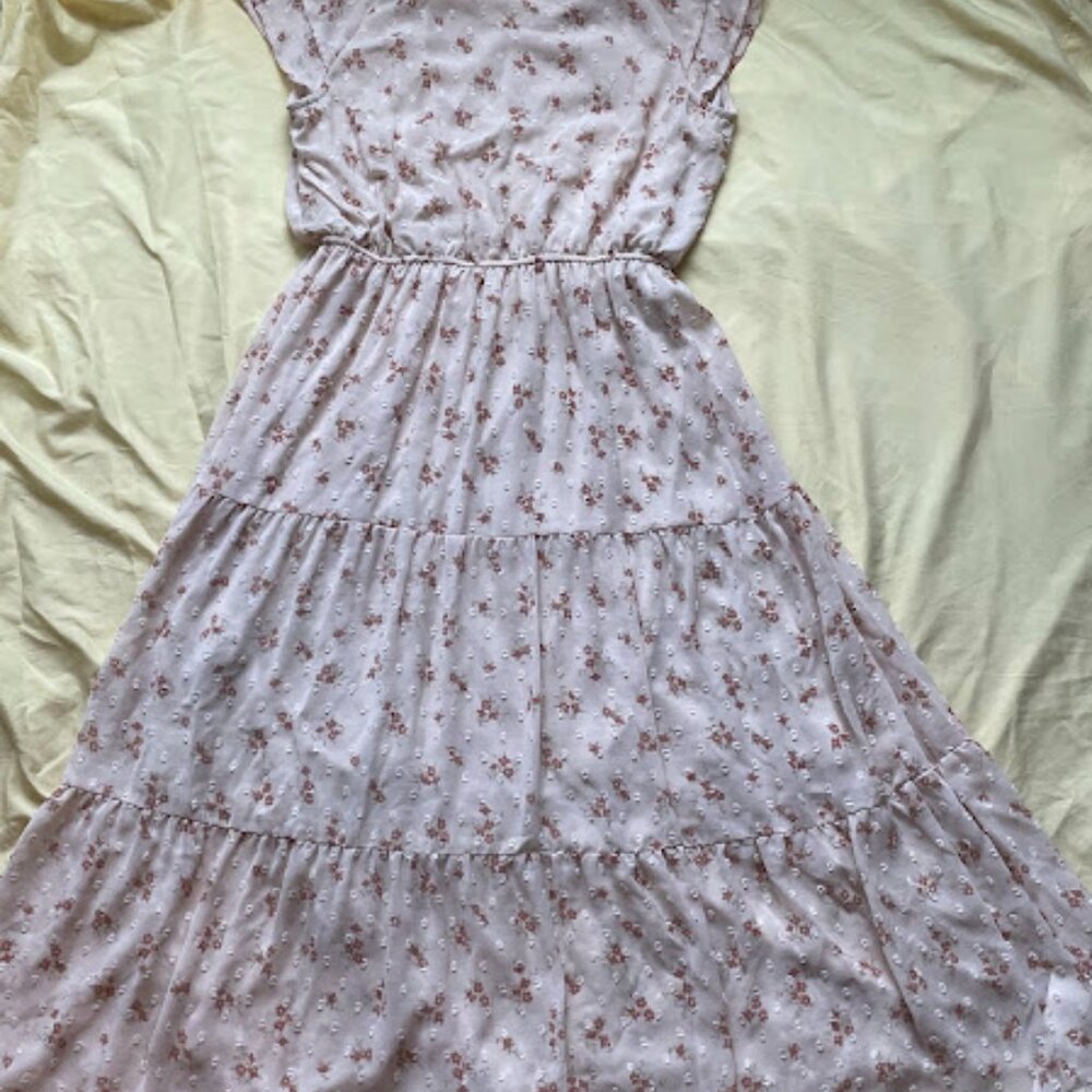 Moon River | Floral Tiered Ruffle Midi Dress | Blush Pink | Size M - Picture 2 of 3